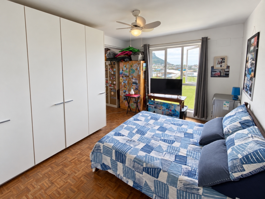 1 Bedroom Property for Sale in Fish Hoek Western Cape